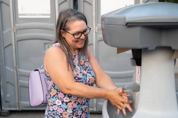 Best Portable restroom solutions  in Seabrook, TX